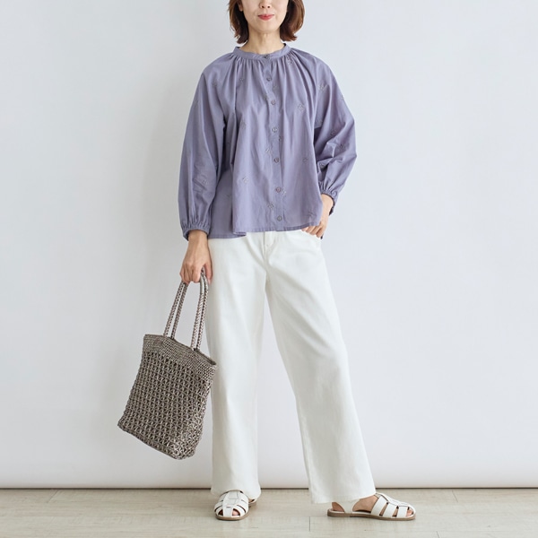コットン総刺繍ブラウス