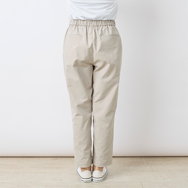 ストレッチツイルテーパードパンツ