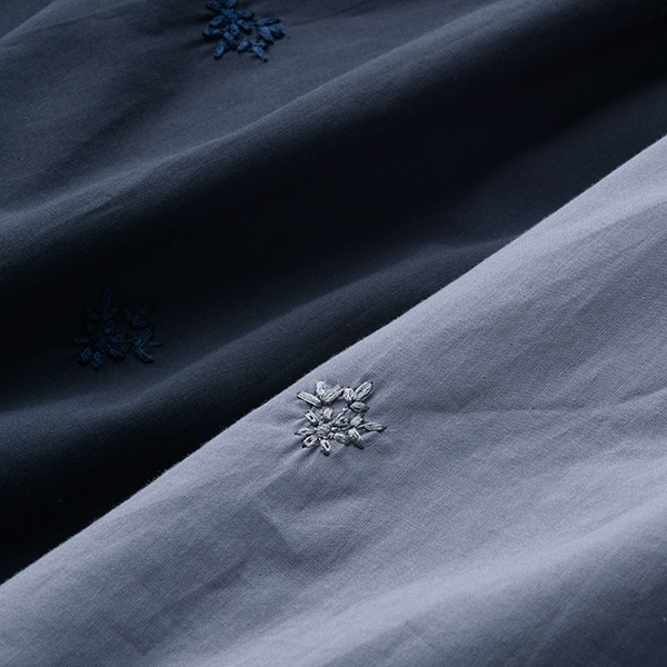 コットン総刺繍ブラウス