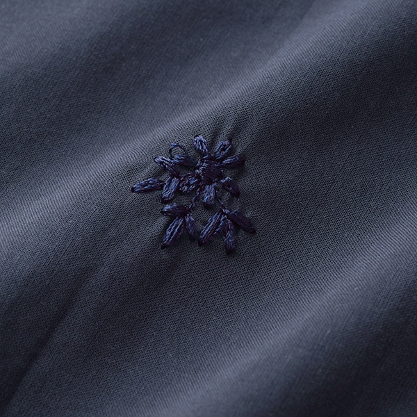 コットン総刺繍ブラウス
