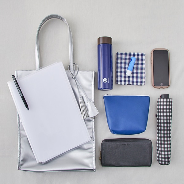 トートバッグ タッセル付き