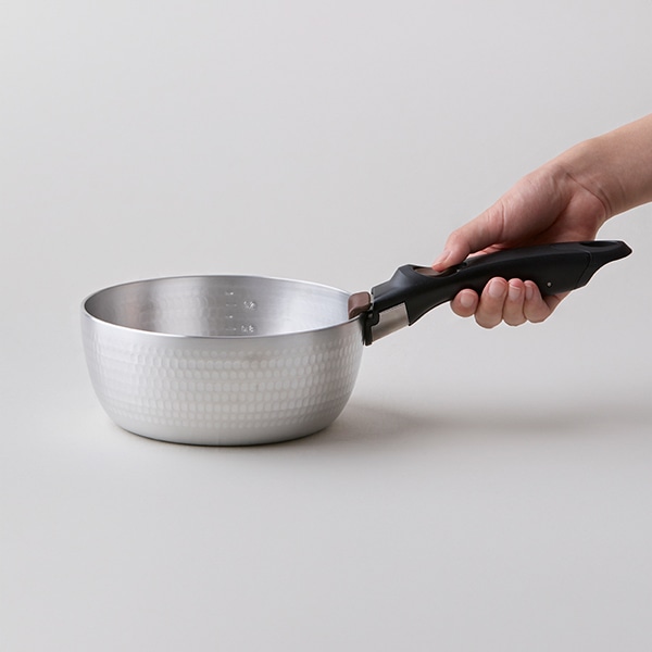 【WEB限定】中尾アルミ 打ち出しヤットコ鍋 18cm