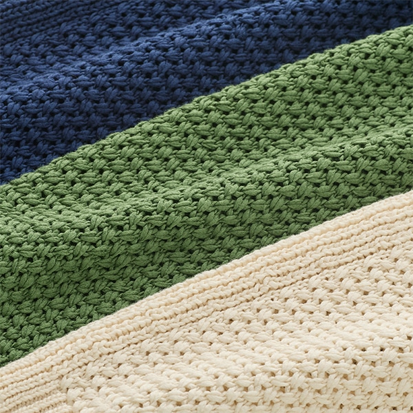 テープヤーンニットベスト