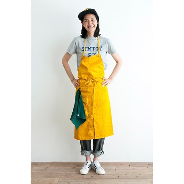 お買いもの/エプロン/胸あてエプロン｜料理家 栗原はるみ レシピ・オンラインショップ【公式】ゆとりの空間