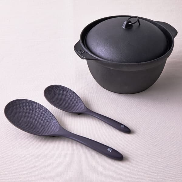 【WEB限定セット】南部鉄器ごはん鍋 2合と深型しゃもじ グレーのセット