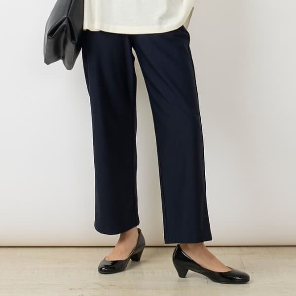 ウォームストレッチセミワイドパンツ