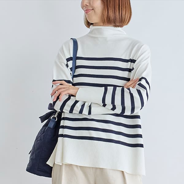 コットンニットボーダータートルネックプルオーバー