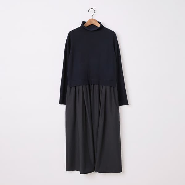 タートルネックドッキングワンピース
