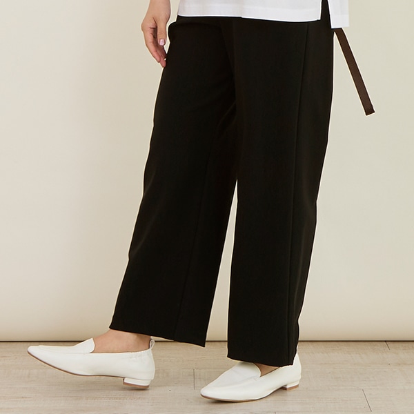 ストレッチセミワイドパンツ