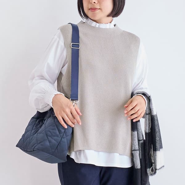 コットンニットボトルネックベスト