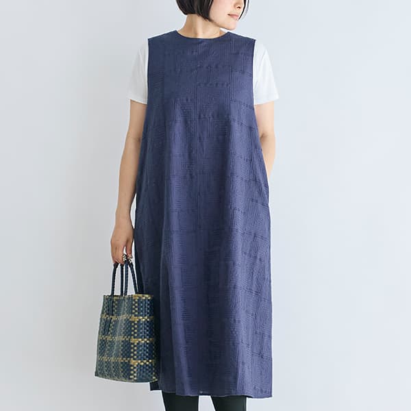 総刺繍ノースリーブワンピース