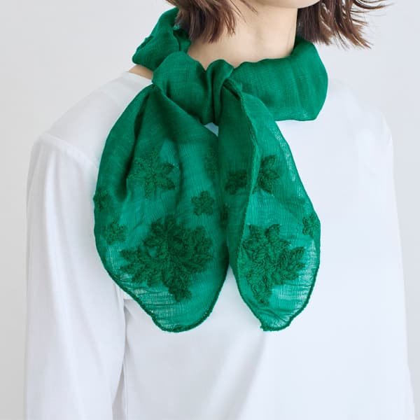 ウールシルクフラワー刺繍ストール