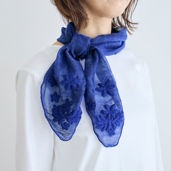 ウールシルクフラワー刺繍ストール