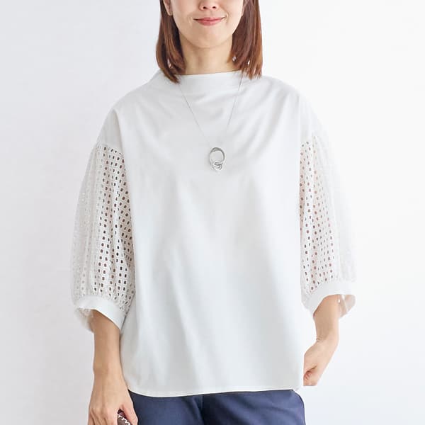 カットレース切り替えブラウス