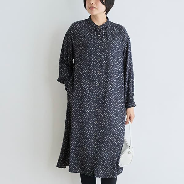 フラワープリント前開きワンピース