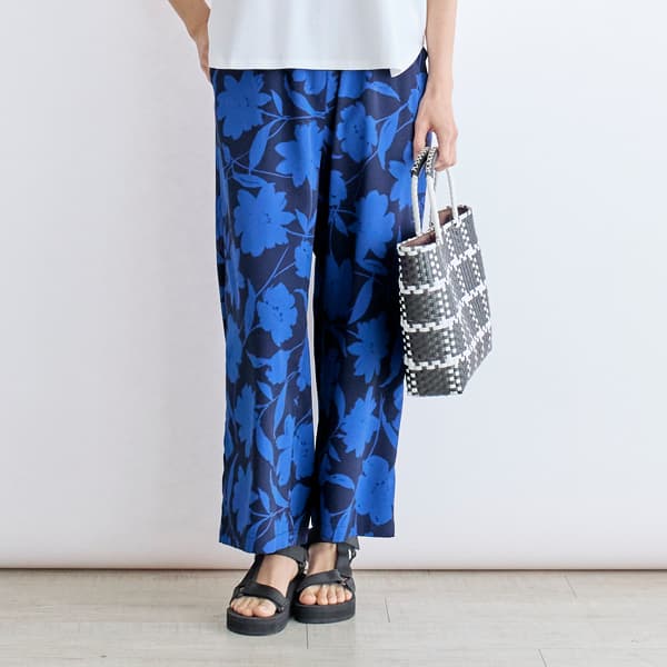 フラワープリントイージーパンツ