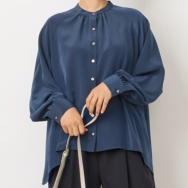 ギャザースリーブブラウス