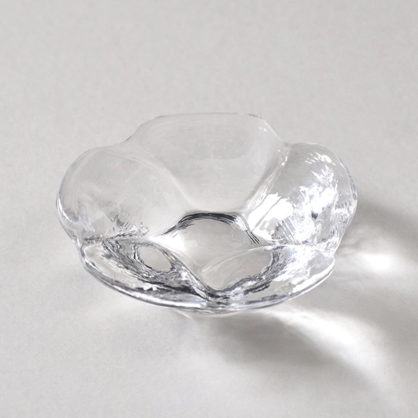 グリーンガラス 花びら型器 ☆花びら皿 クリア 5枚セット（木箱付） | 北一硝子 まごころお