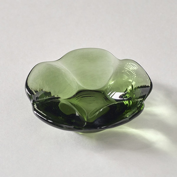 ガラス花型箸置き グリーン