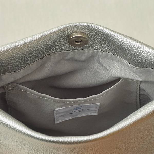 フェイクレザーポシェット