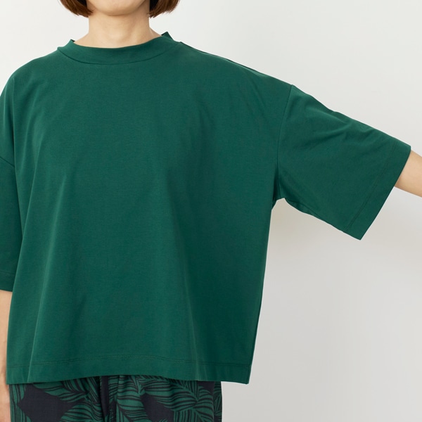 モックネック五分袖Tシャツ