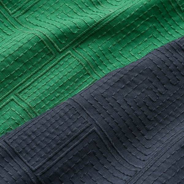 総柄刺繍チュニック