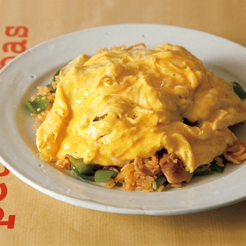 チキンライスの卵帽子のせ