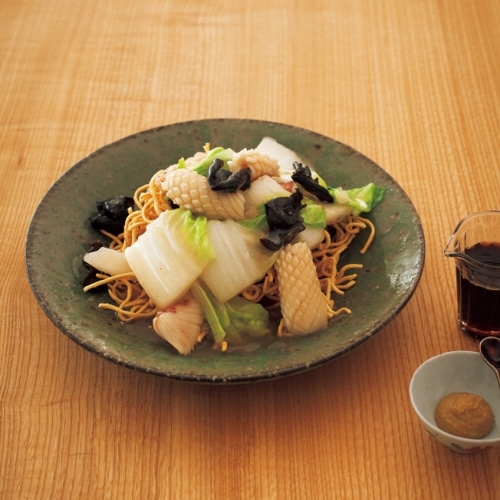 イカと白菜のあんかけ焼きそば