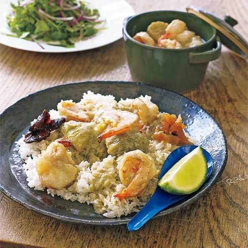 揚げなすとエビのタイカレー