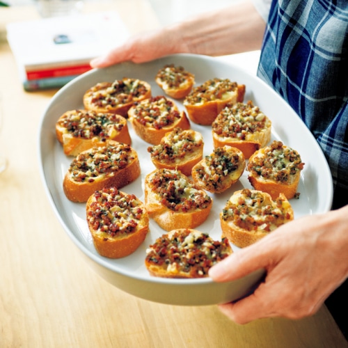 甘辛そぼろのバゲットトースト