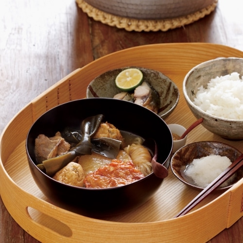 牛すじ肉と大根のおでん
