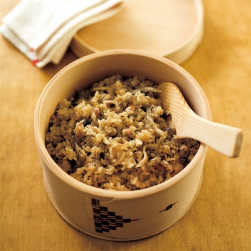 炒り大豆の炊き込みごはん