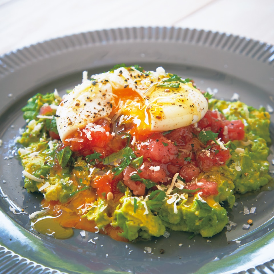 マグロとアボカドのミントタルタル