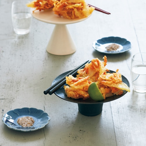 新玉ねぎと桜エビのかき揚げ