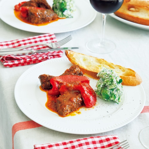 牛肉とパプリカのグーラッシュ