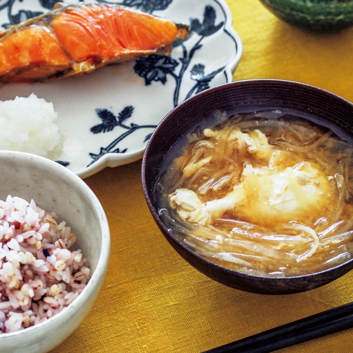 大根と卵のみそ汁