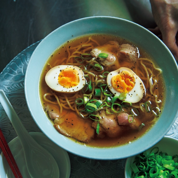 チキンスープのラーメンの写真