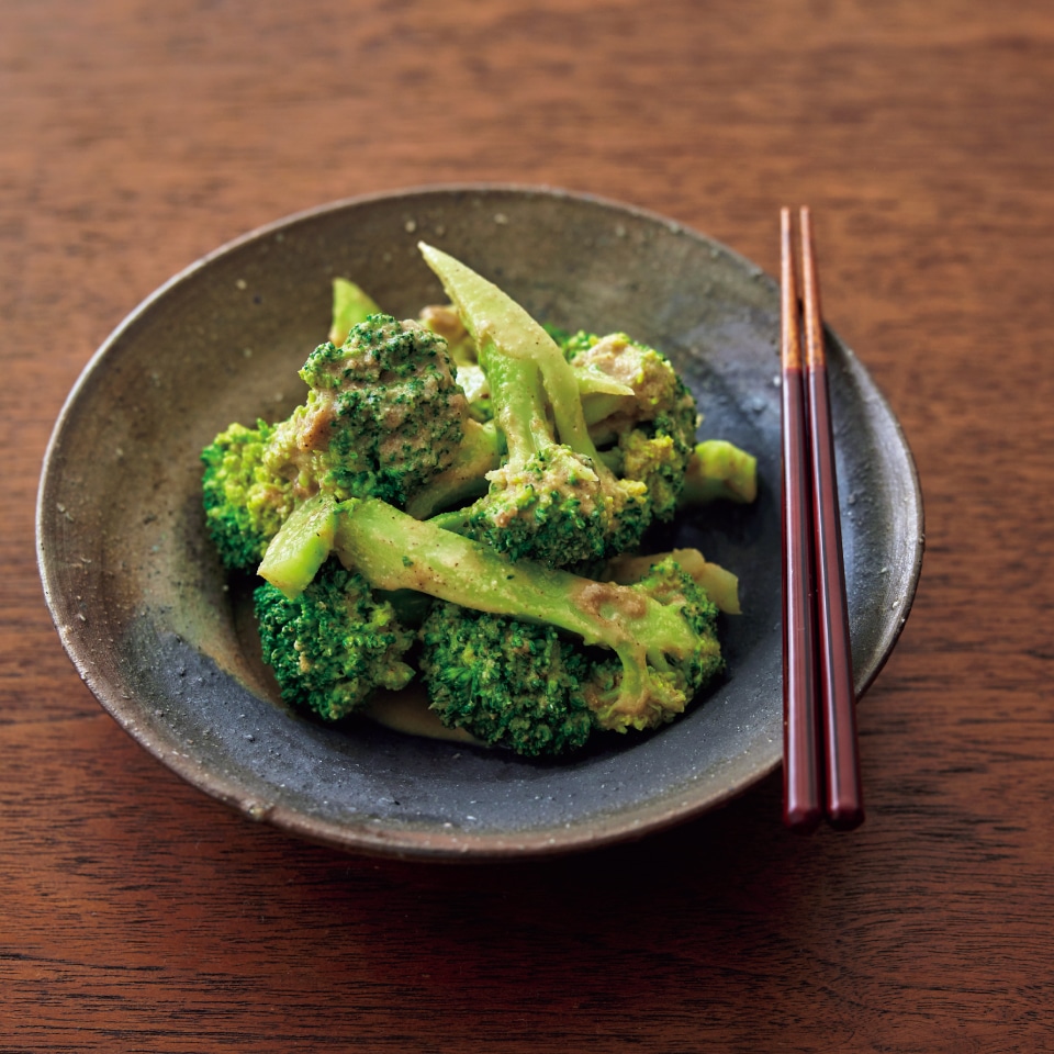 ブロッコリーのごまあえ