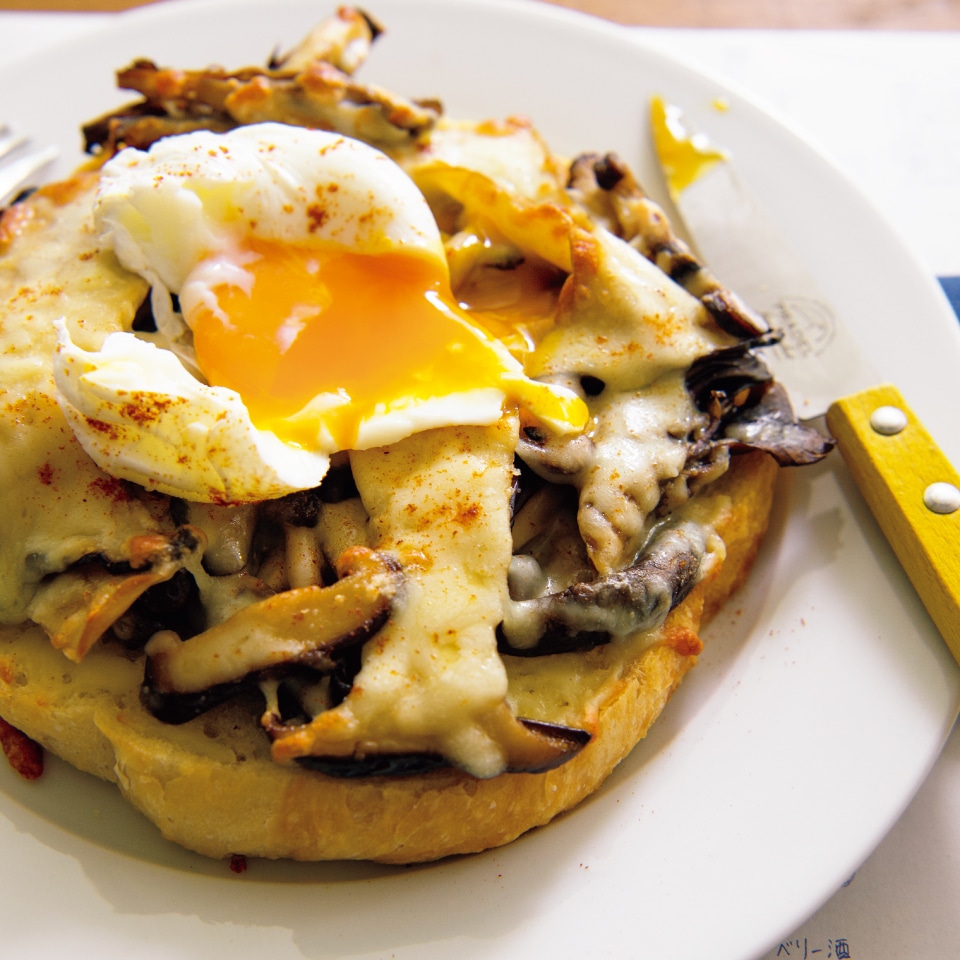 きのこのマリネのピザトースト