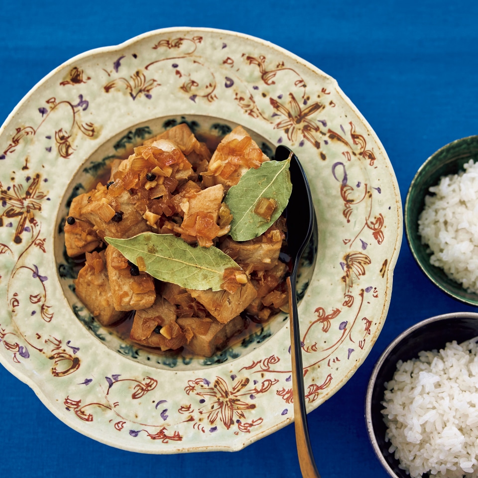 マグロのアドボ