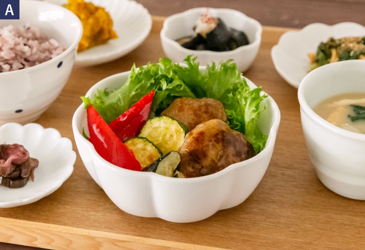 夏野菜とハンバーグの黒酢あん