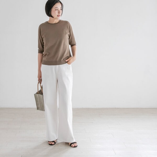 ホワイトデニムパンツ